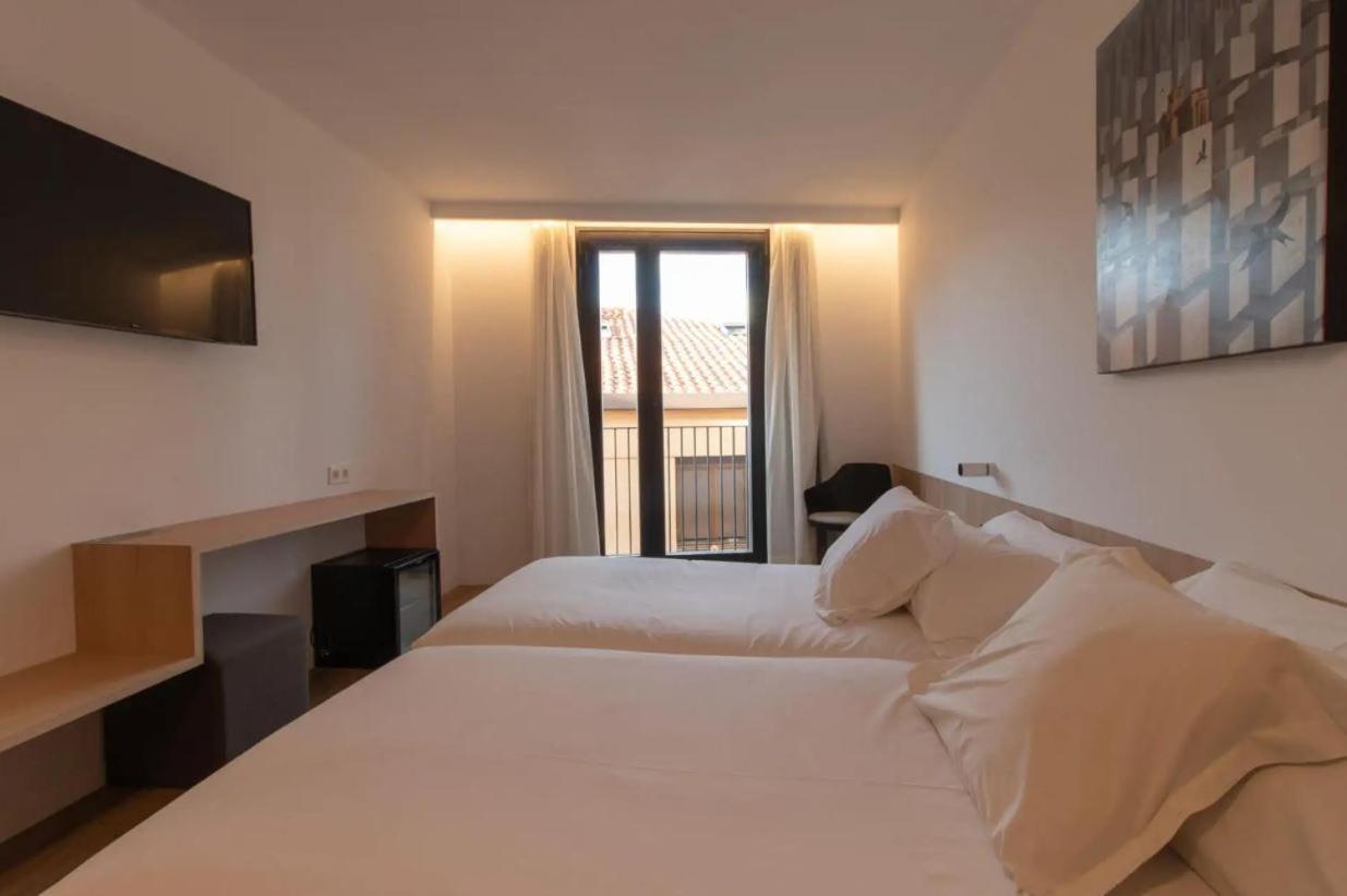 Hotel Cortabitarte Soria Exterior photo