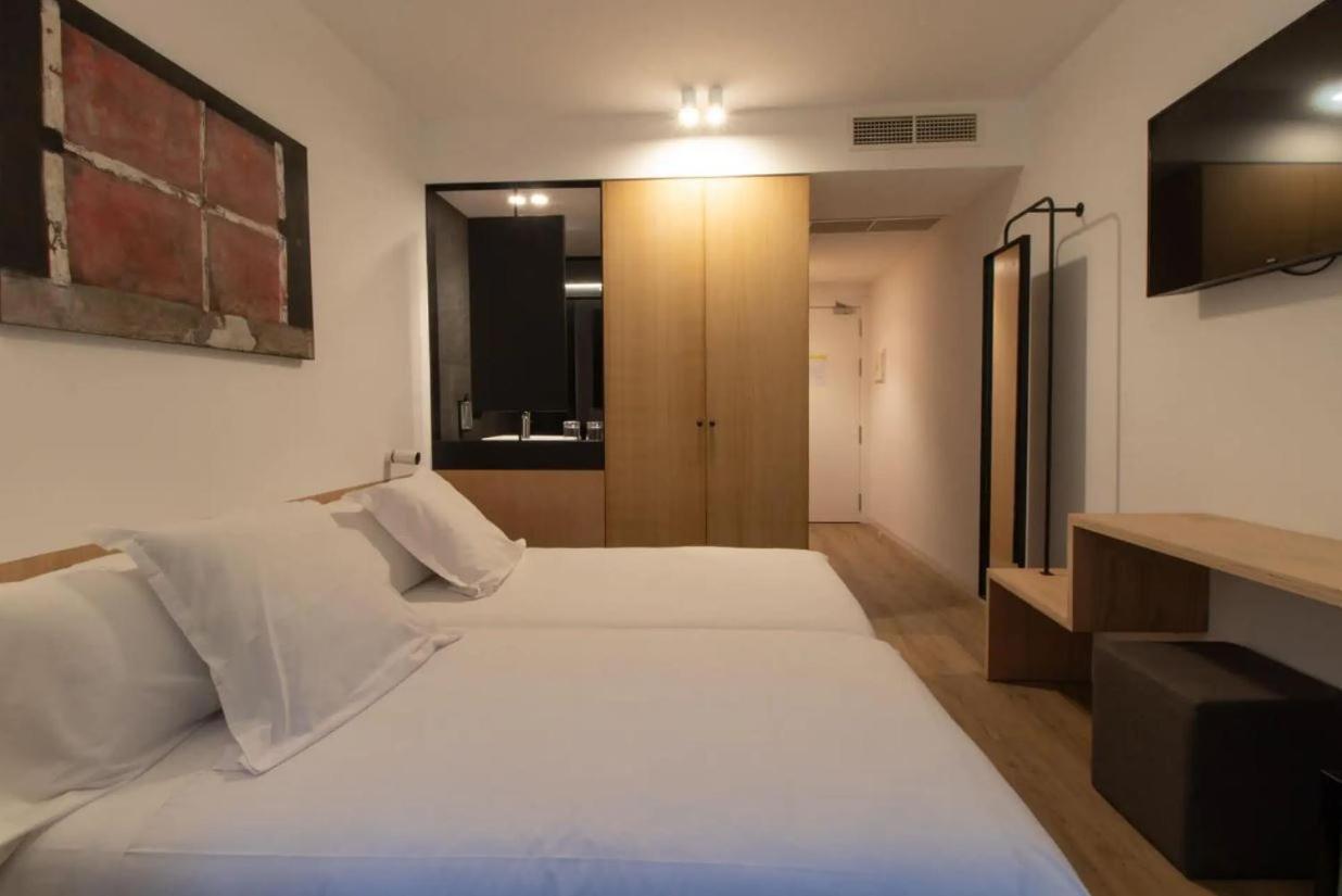 Hotel Cortabitarte Soria Exterior photo